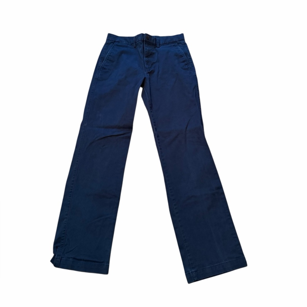 Gap Essential Khaki Pants in Navy. Size 29 x 30. EUC
